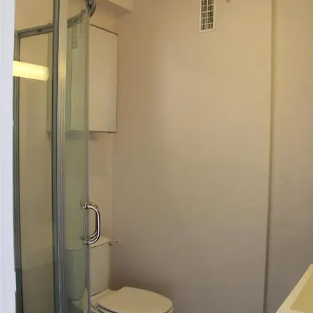 Joli Studio Vue Mer A Cannes, Avec Parking 戛纳