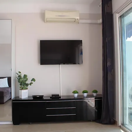 Joli Studio Vue Mer A Cannes, Avec Parking 戛纳